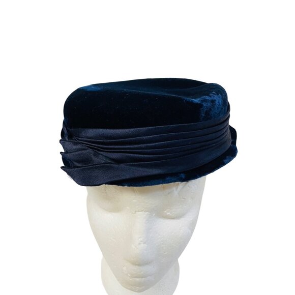 Vintage Velvet Pillbox Hat With Pleated Ribbon Trim - Picture 1 of 6